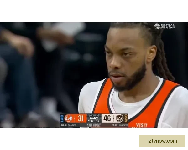 以卢惊叹加兰超远三分同时发现杰克逊低位背打能力全面展现球队新进攻核心潜质